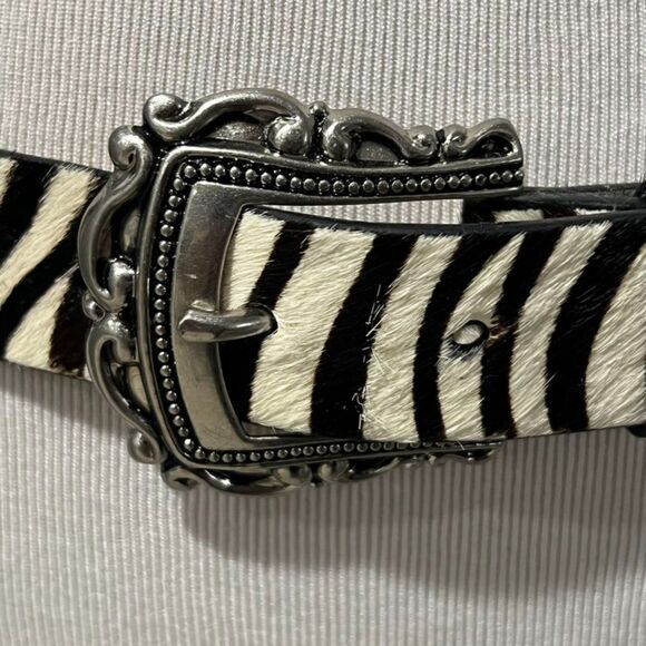 NWOT Topshop Zebra Haircalf Black White Silver-toned Buckle Leather Belt XS/S - Picture 8 of 11